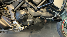 Ducati Multistrada 950 - Red